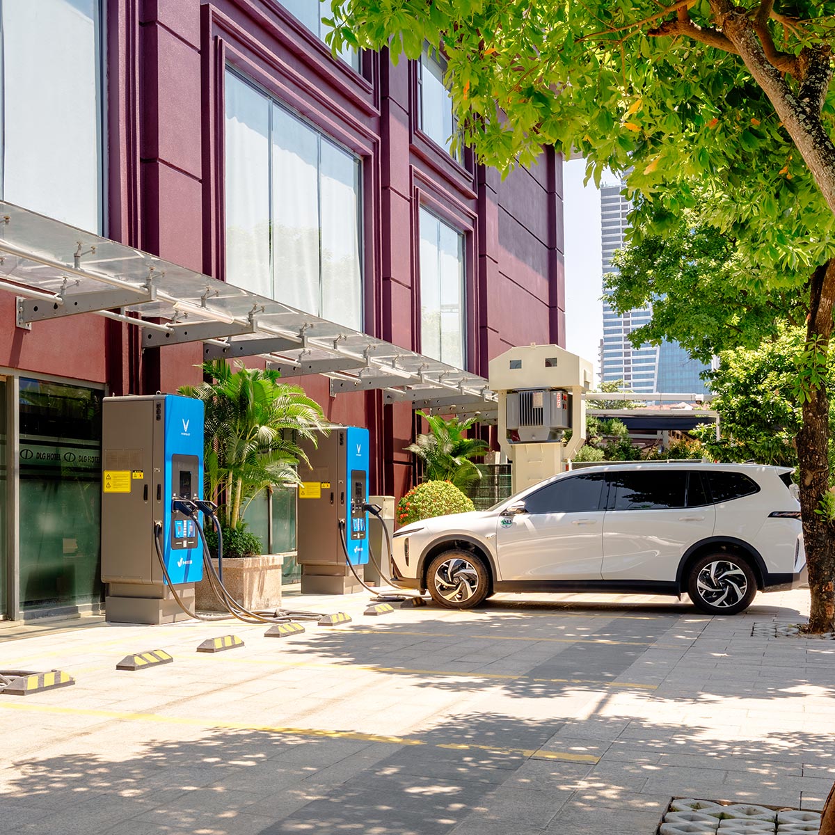 Electric Vehicle Charging Station