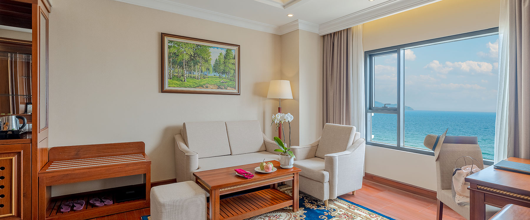 Executive Suite Ocean Front